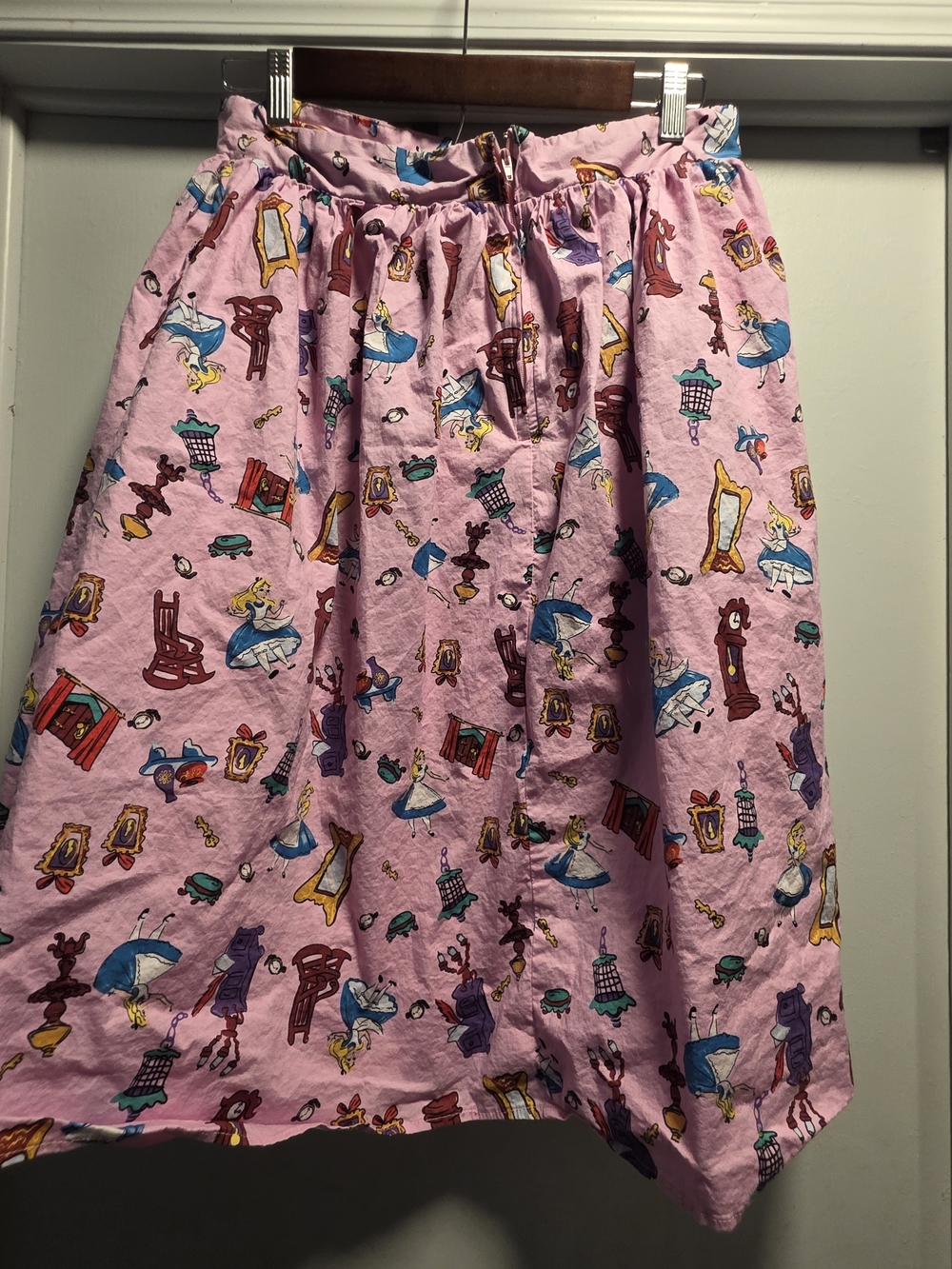 Disney's Alice In Wonderland Gathered Skirt - Women - Picture 5 of 7